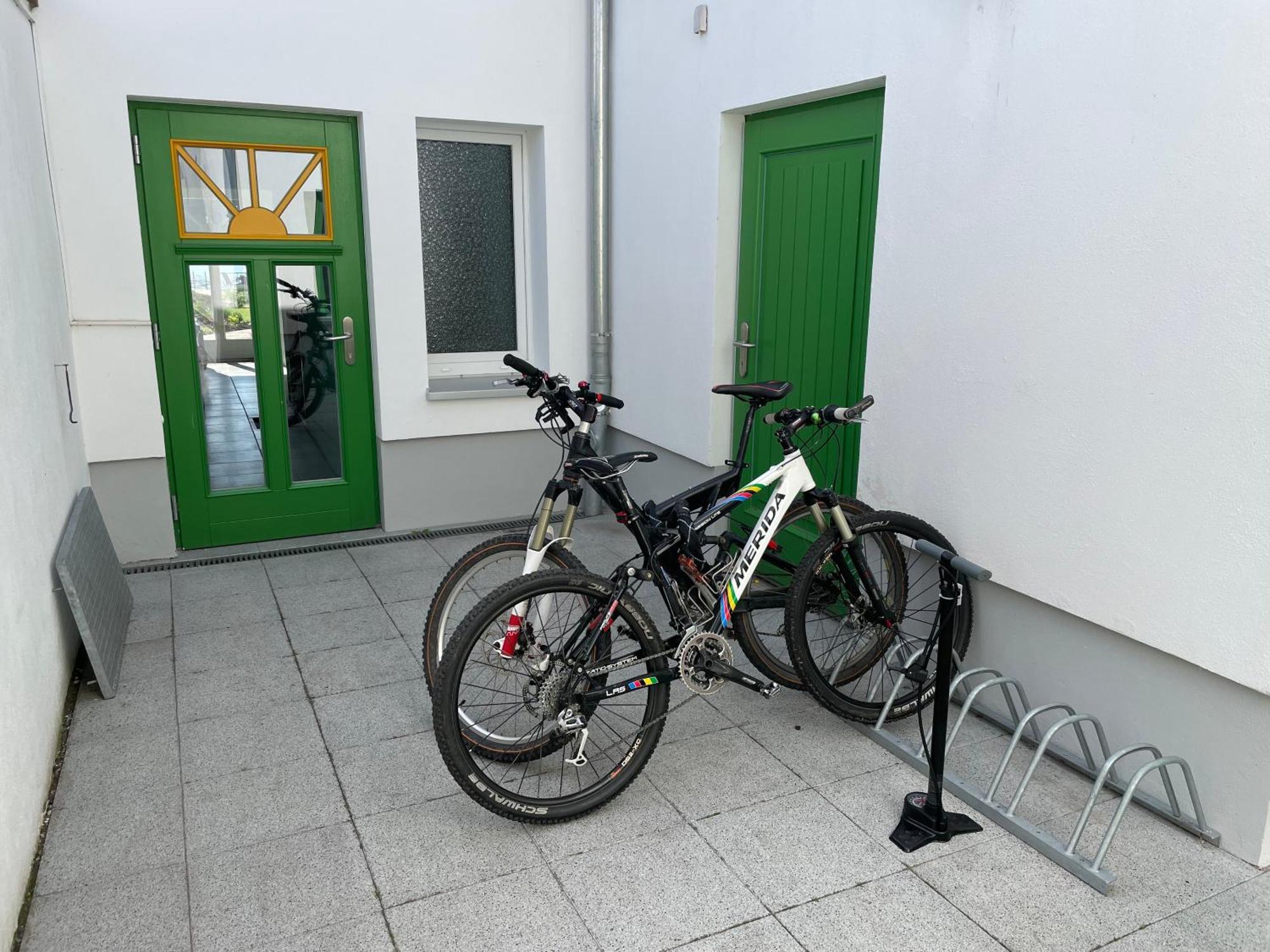 Ferienhaus Seekutter Mit Eigenem Seezugang Малхов Екстериор снимка